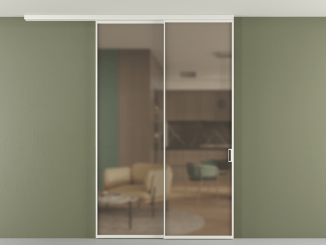 Перегородка Формато вдоль стены на потолок 2 створки с синхронным механизмом АЛПР 040.01 Алюминий светло-серый Сатинированное бронзовое стекло, триплекс Цена 2261498 ₸ | Volhovec