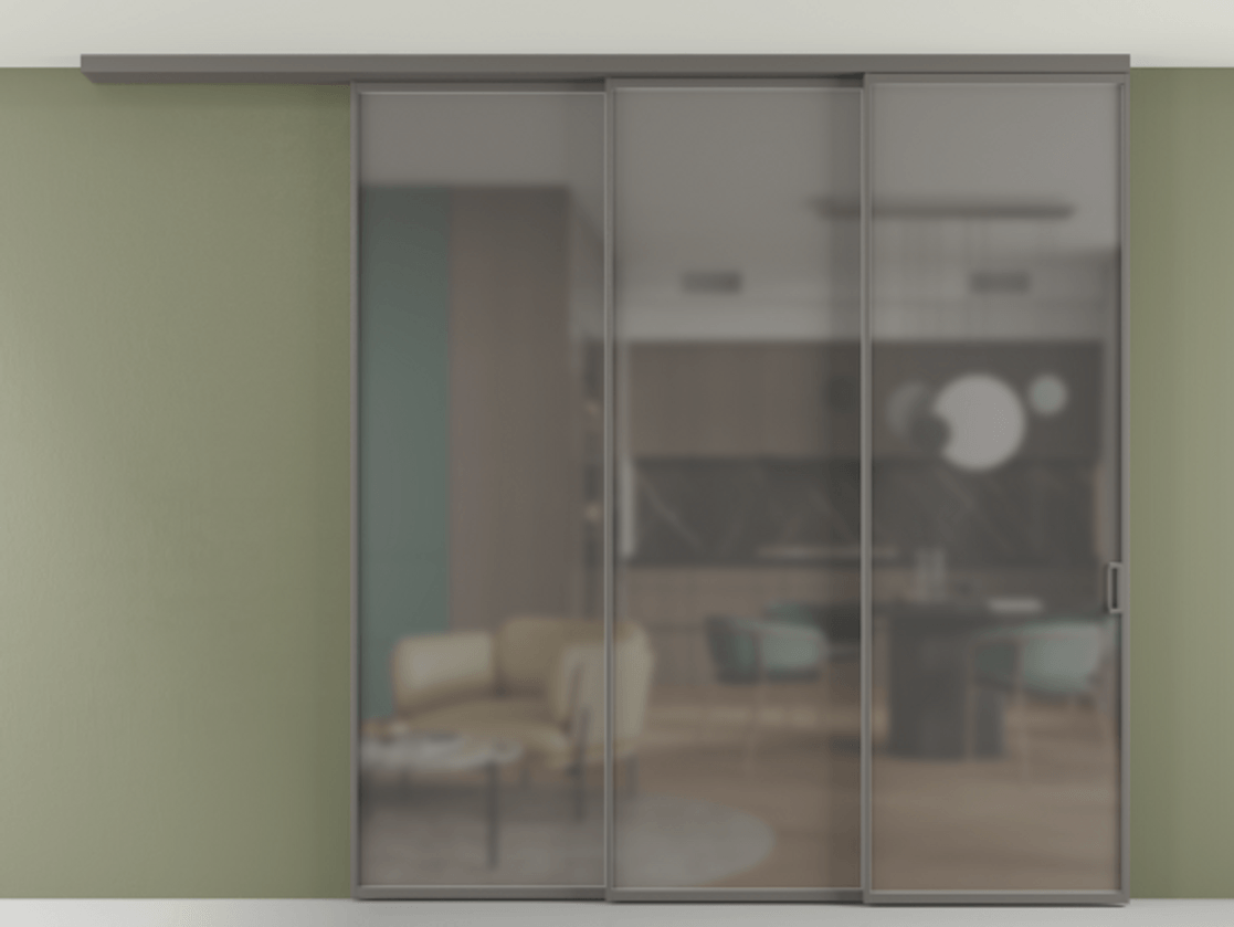 Перегородка Формато вдоль стены на потолок 3 створки с синхронным механизмом АЛПР 040.01 Алюминий классический серый Сатинированное серое стекло, триплекс Цена 2888736 ₸ | Volhovec