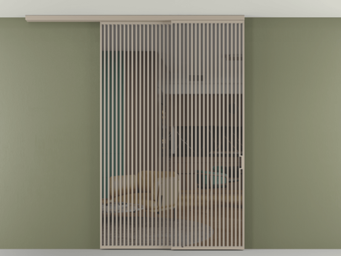 Перегородка Формато вдоль стены на потолок 2 створки с синхронным механизмом АЛПР 040.06 Алюминий бисквитный Прозрачное серое стекло, триплекс Цена 3405447 ₸ | Volhovec