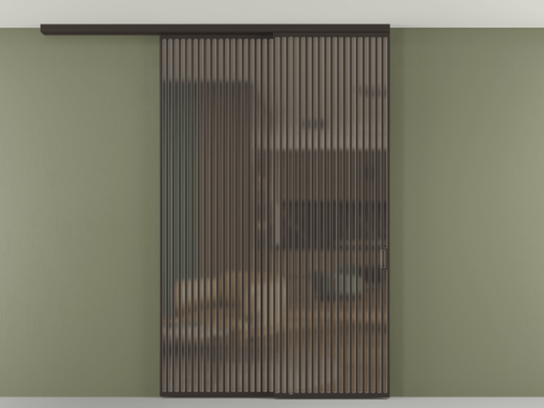 Перегородка Формато вдоль стены на потолок 2 створки с синхронным механизмом АЛПР 040.06 Алюминий антрацит Сатинированное бронзовое стекло, триплекс Цена 3405447 ₸ | Volhovec