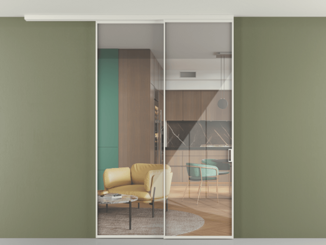 Перегородка Формато вдоль стены на потолок 2 створки с синхронным механизмом АЛПР 040.01 Алюминий Белый Рефлективное прозрачное стекло "Стопсол", калёное Цена 2028257 ₸ | Volhovec