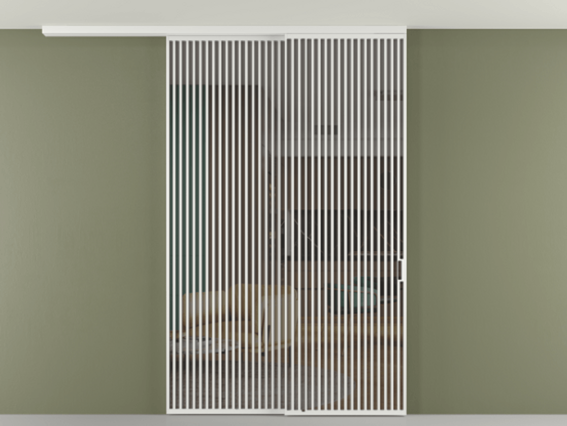 Перегородка Формато вдоль стены на потолок 2 створки с синхронным механизмом АЛПР 040.06 Алюминий белоснежный Прозрачное серое стекло, триплекс Цена 3405447 ₸ | Volhovec