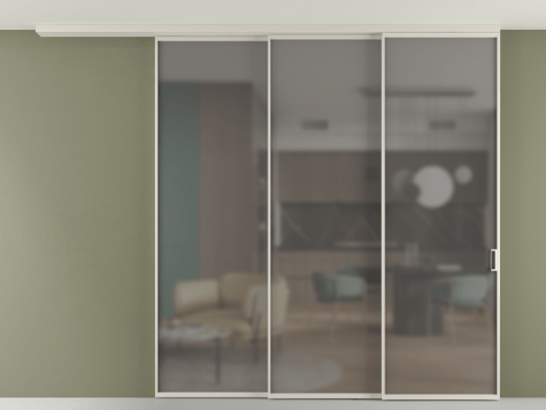 Перегородка Формато вдоль стены на потолок 3 створки с синхронным механизмом АЛПР 040.01 Алюминий облачно-серый Сатинированное серое стекло, триплекс Цена 2888736 ₸ | Volhovec