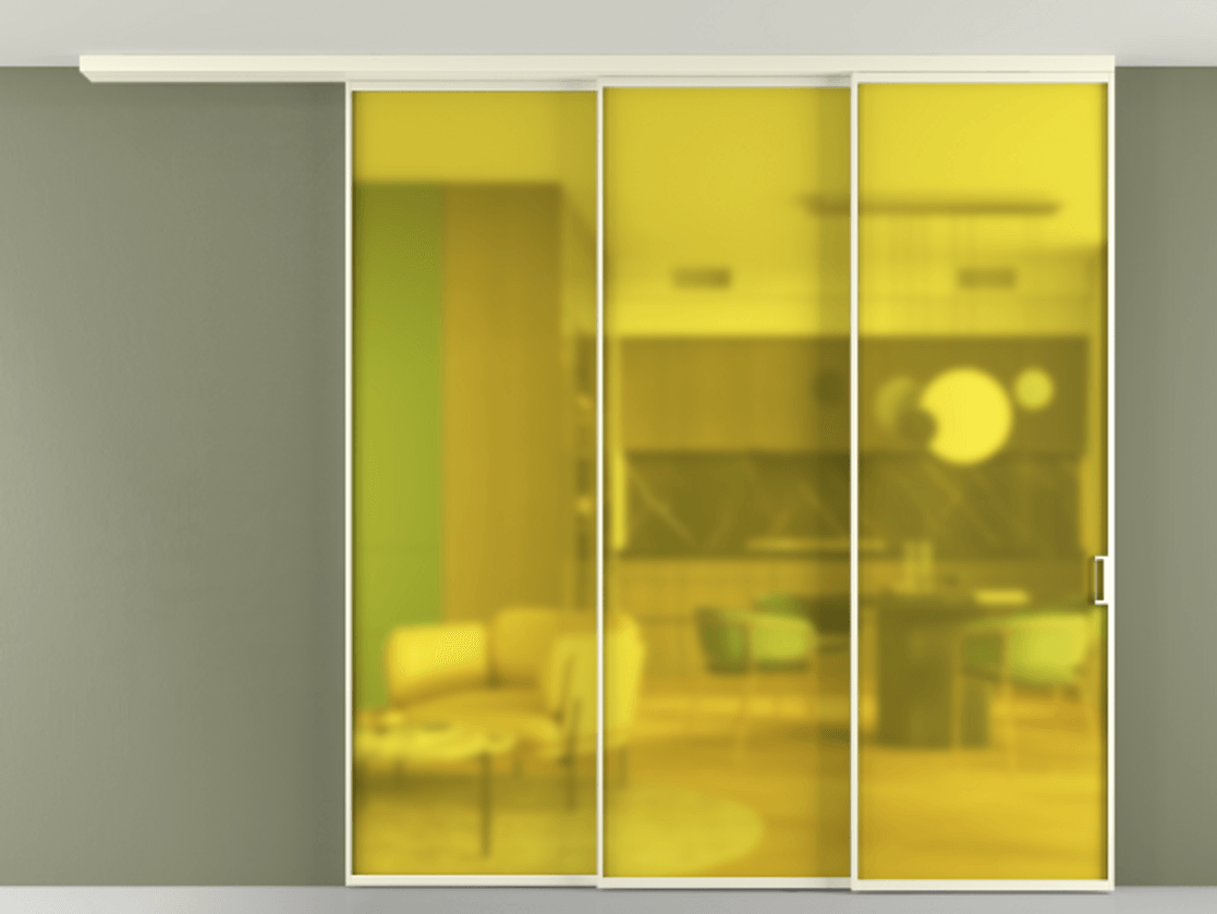 Перегородка Формато вдоль стены на потолок 3 створки с синхронным механизмом АЛПР 040.01 Алюминий молочно-белый Сатинированное жёлтое стекло, триплекс Цена 2888736 ₸ | Volhovec