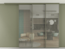 Перегородка Формато вдоль стены на потолок 3 створки с синхронным механизмом